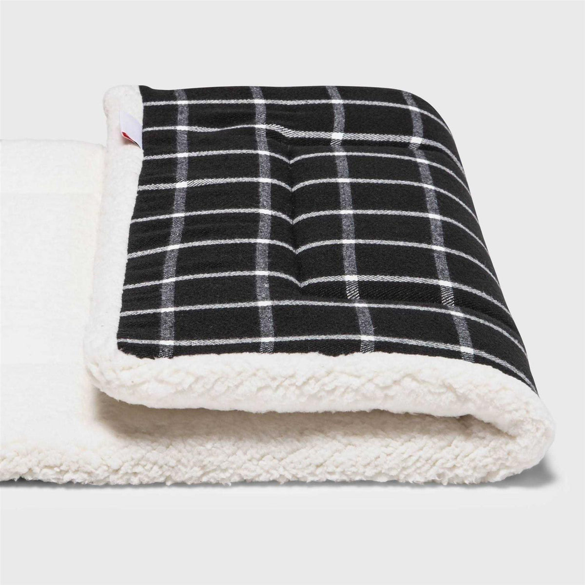 Plaid Dog Crate Mat X958