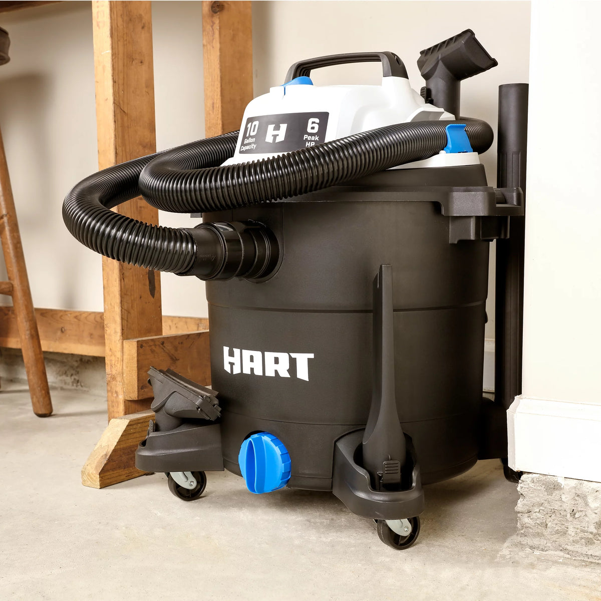10 Gallon 6 Peak HP Poly Wet/Dry Vacuum Q156