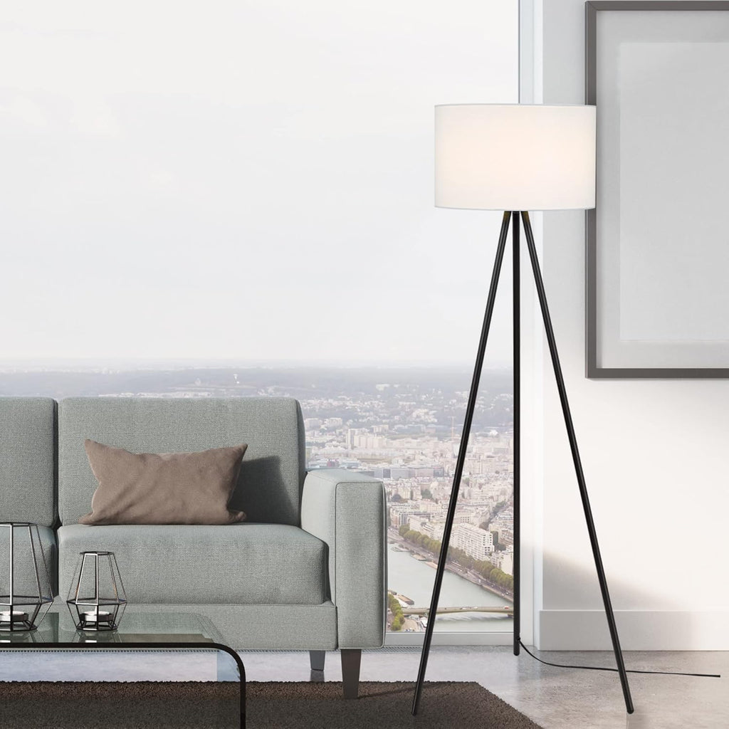 Black Tripod Floor Lamp X80905