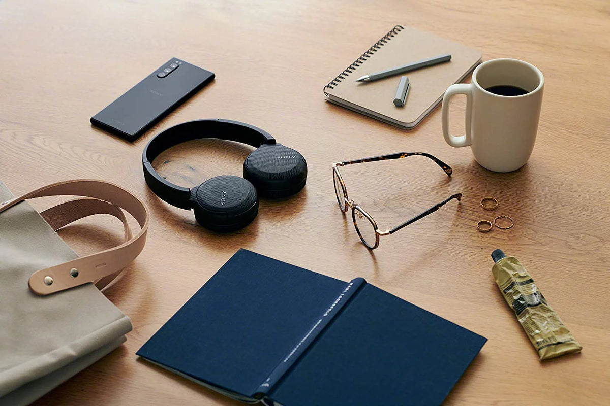 Wireless On-Ear Headphones with Mic Black J360703