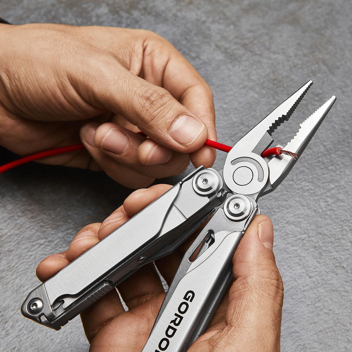 20-in-1 Multi-Tool X331884