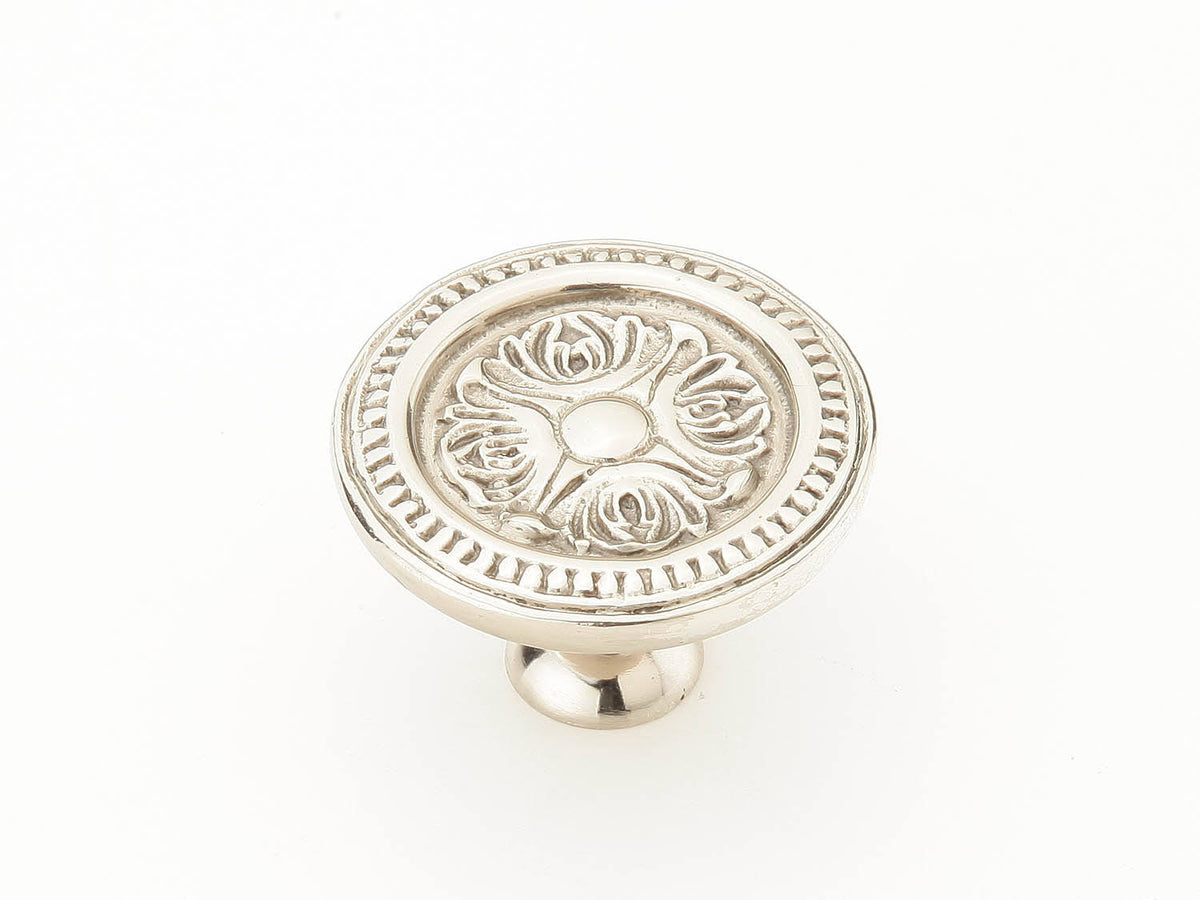 1-1/2 inch Cabinet Knob M992