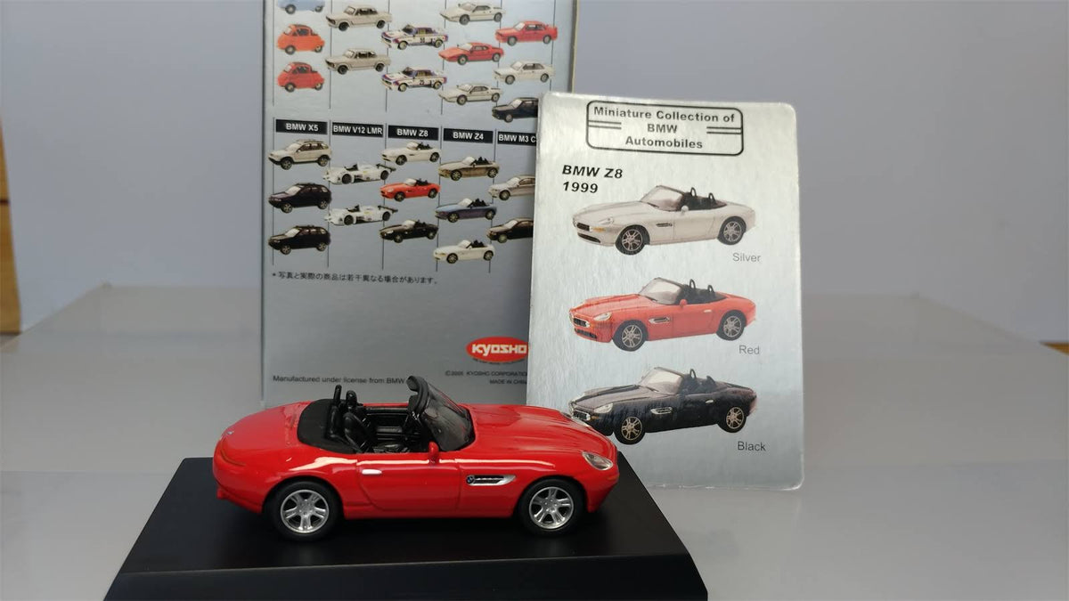 1:64 BMW Z8 1999 Red Used U7253