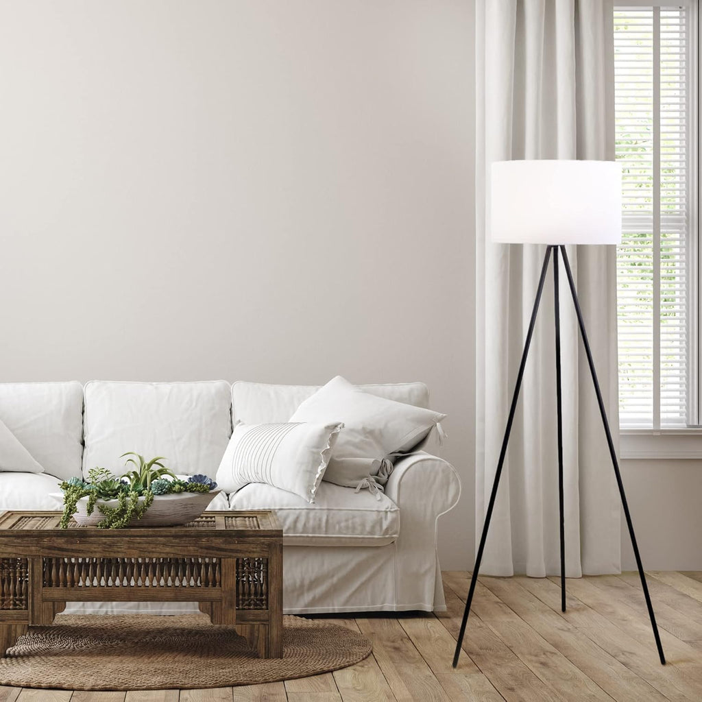 Black Tripod Floor Lamp X80905