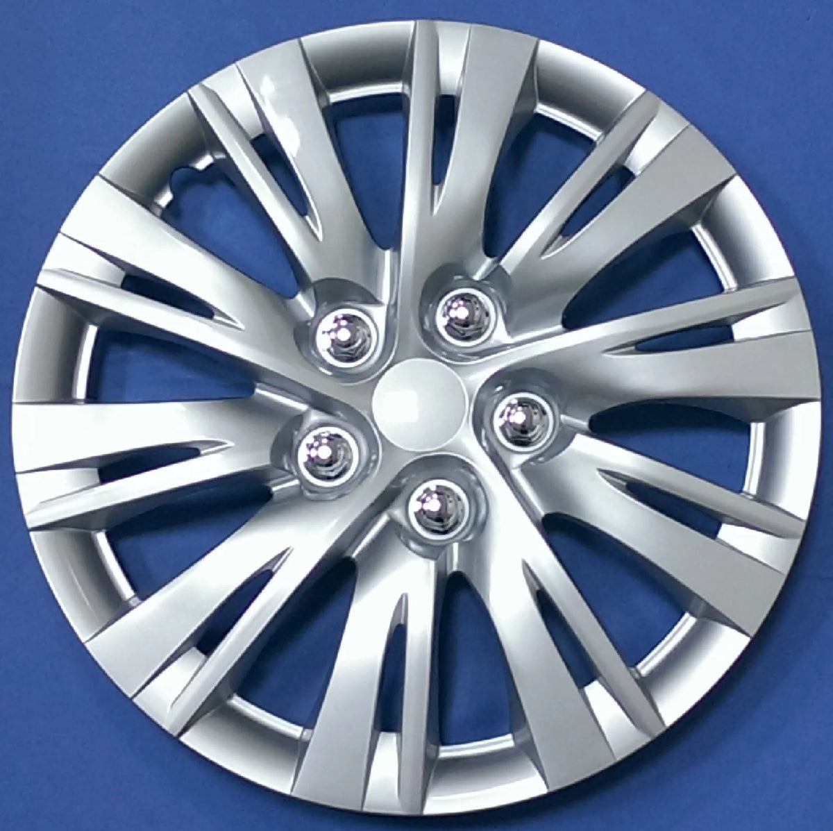 15-inch Wheel Cover Silver Alloy Finish B12309