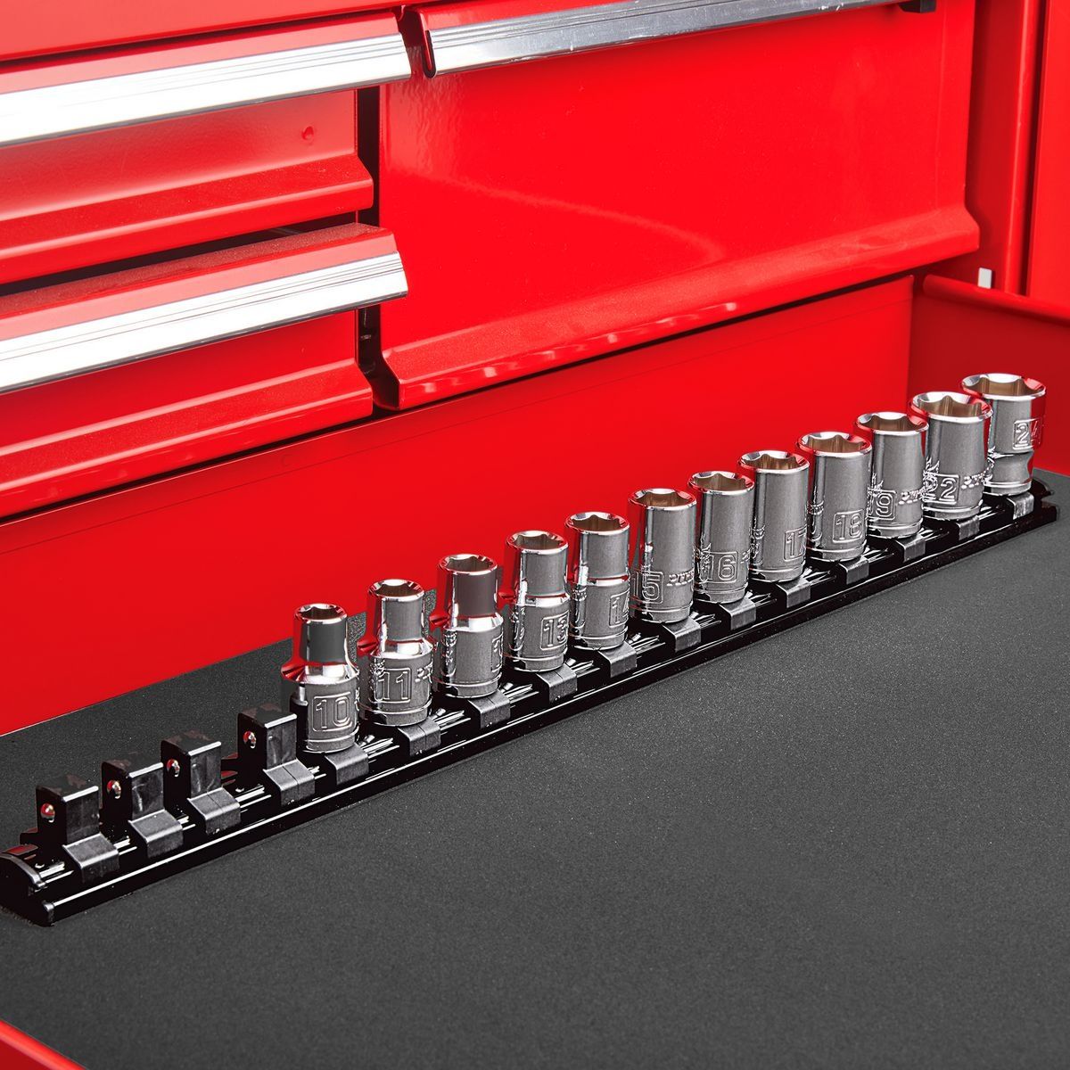 1/2 in. Magnetic Socket Rail S1016