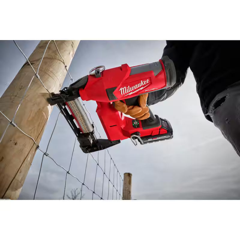 1-3/4 in. 9-Gauge Galvanized Staples (960 Per Box) I662819