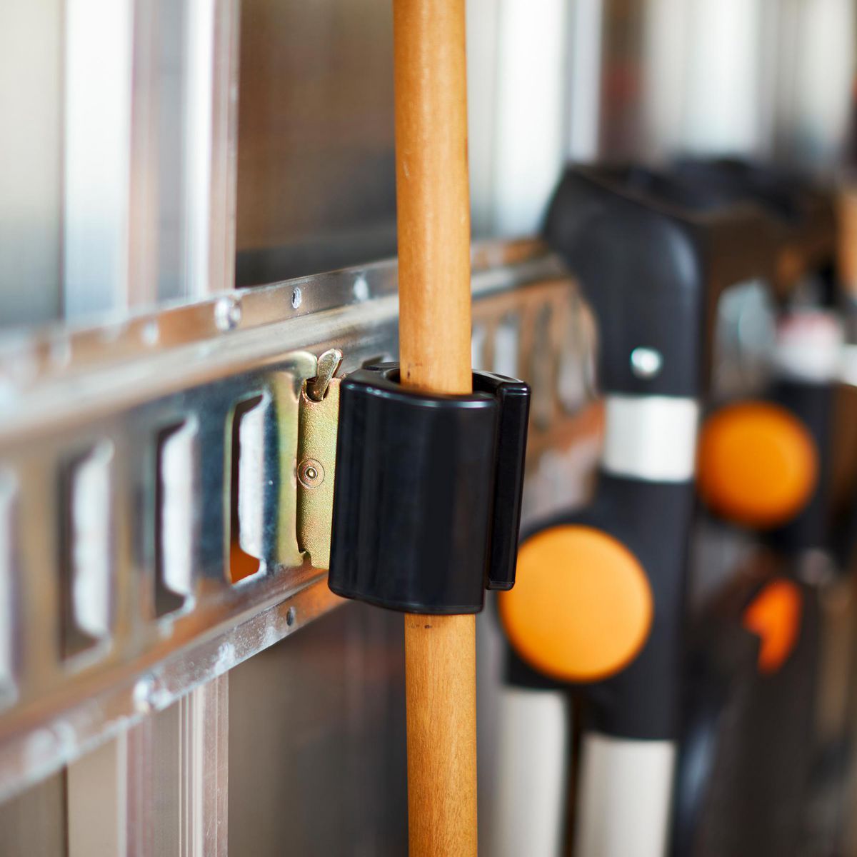 Long-Handle Tool Holder W371